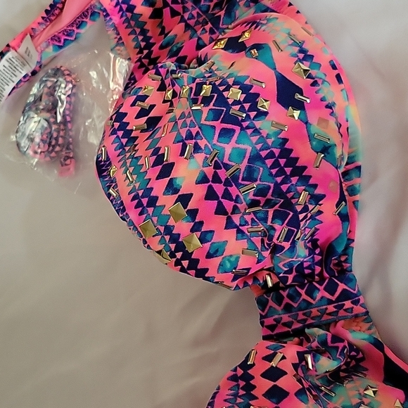 PINK bikini top large - Picture 2 of 6
